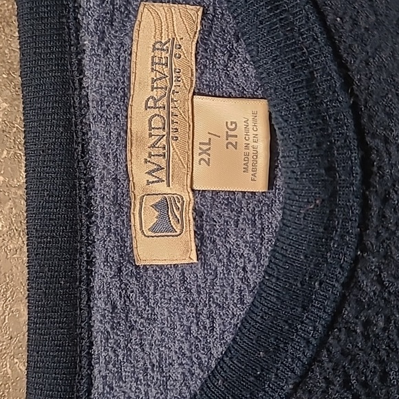 Fleece sweatshirt - Picture 3 of 4